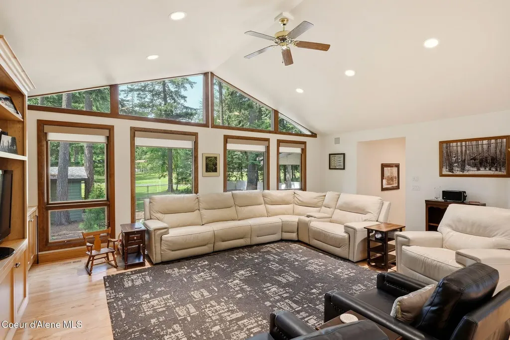 12049 N Brighton Court Hayden ID 83835