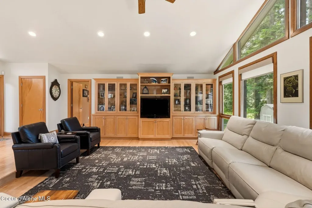12049 N Brighton Court Hayden ID 83835