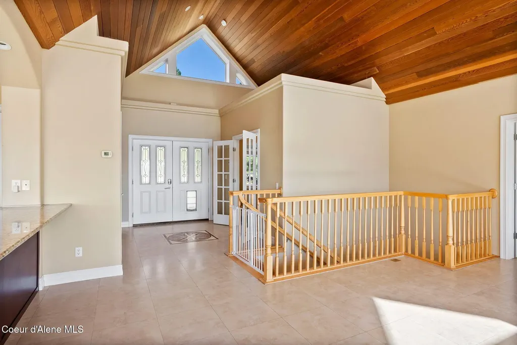 2953 E Badger Road Harrison ID 83833