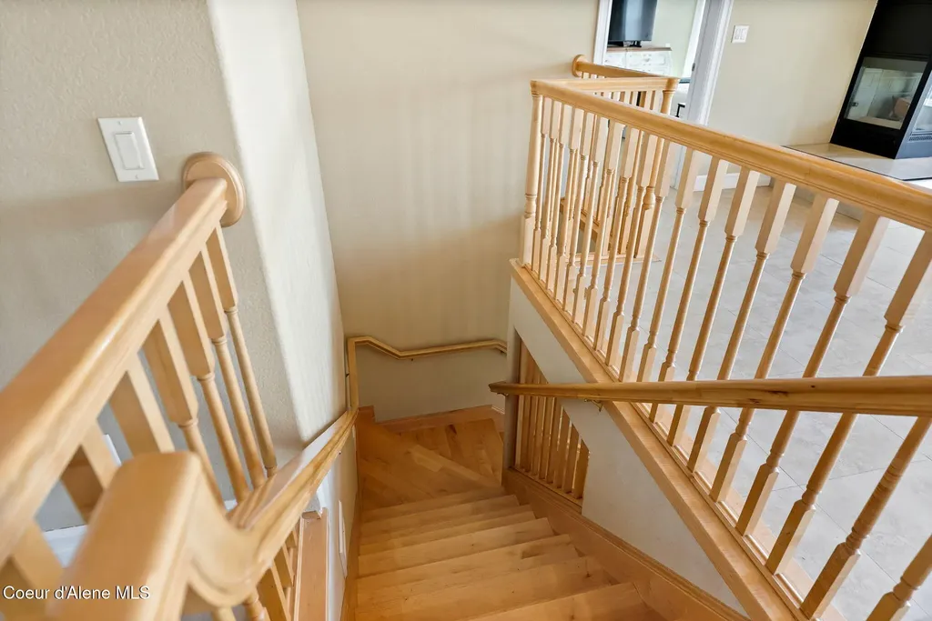 2953 E Badger Road Harrison ID 83833