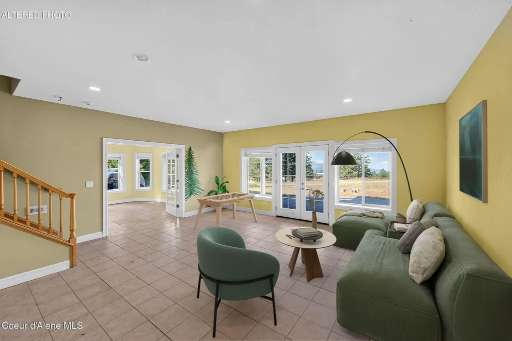 2953 E Badger Road Harrison ID 83833