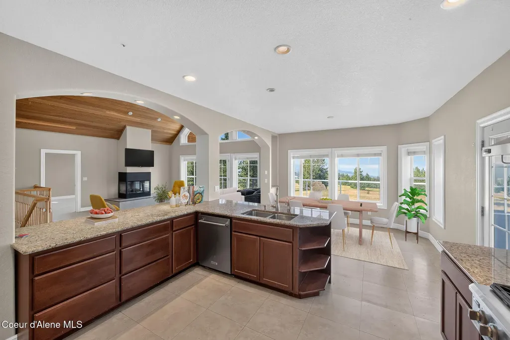 2953 E Badger Road Harrison ID 83833