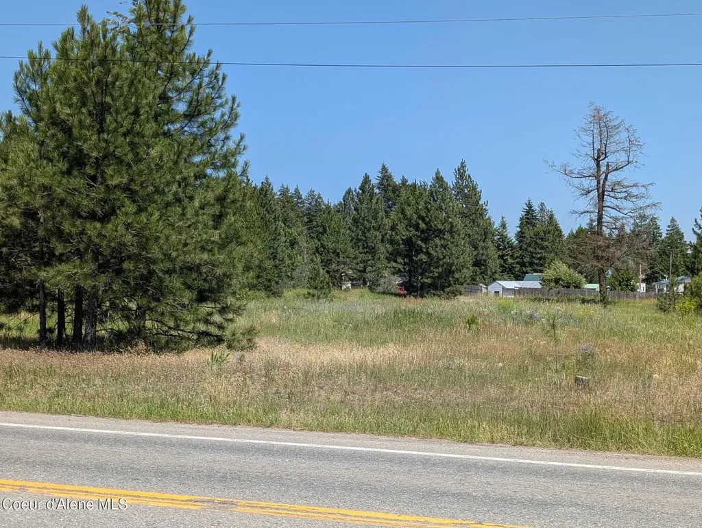 Nka 5th Avenue Spirit Lake ID 83869