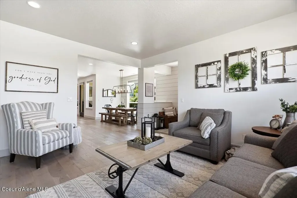 3794 S Single Tree Avenue Boise ID 83716