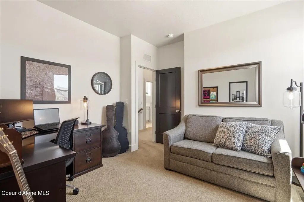 3794 S Single Tree Avenue Boise ID 83716