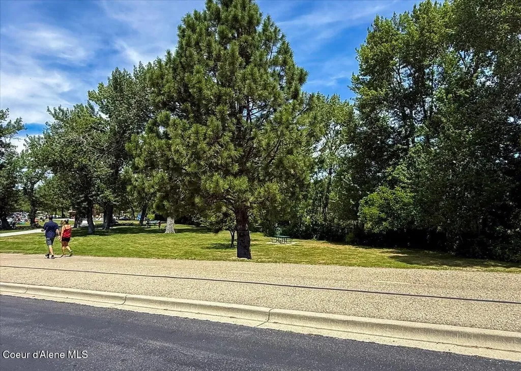 3794 S Single Tree Avenue Boise ID 83716