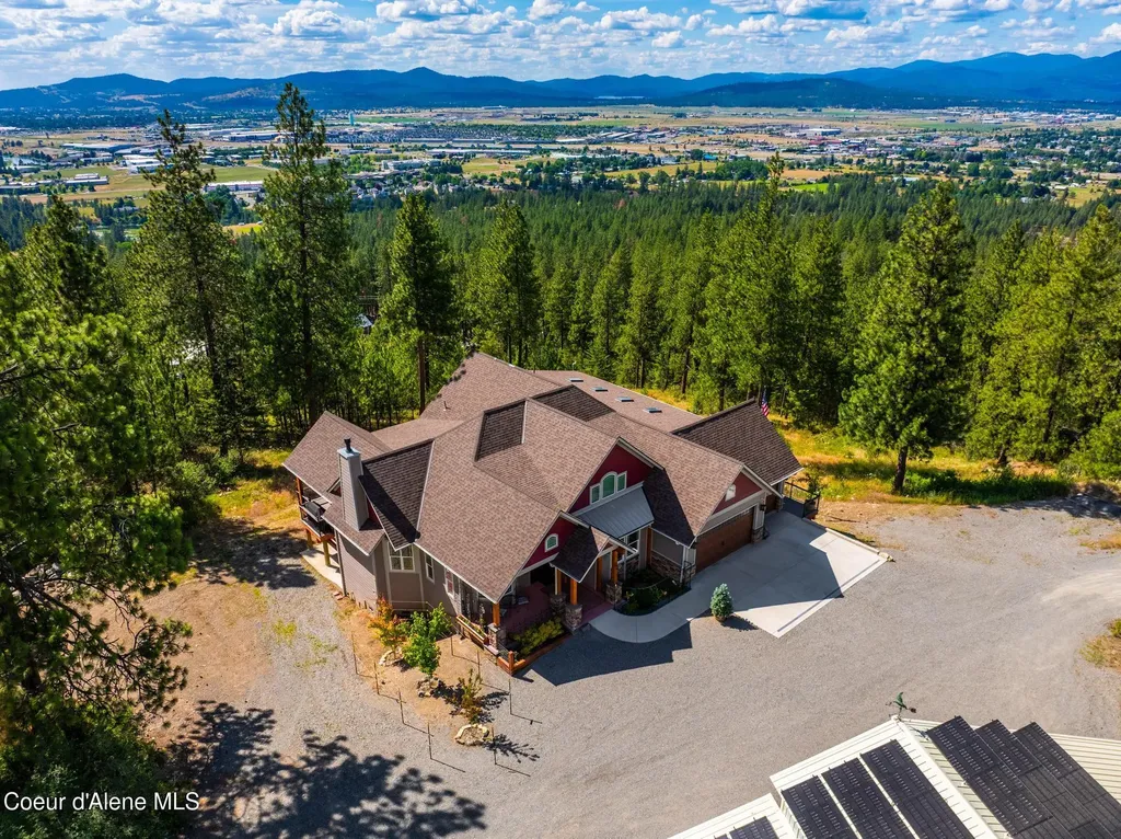 14747 W Aloysius Drive Post Falls ID 83854