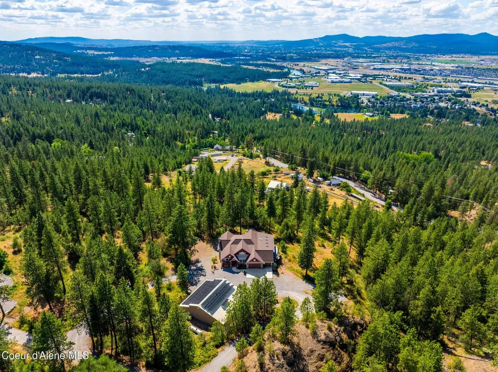 14747 W Aloysius Drive Post Falls ID 83854