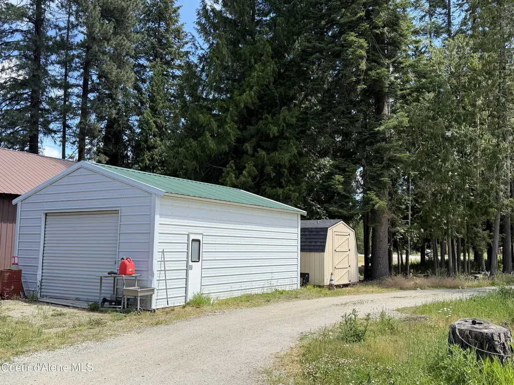 40 Eastside Road Priest River ID 83856
