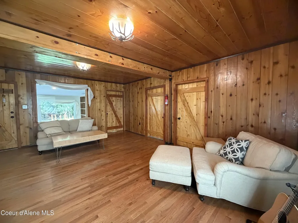 452 Toad Road Priest River ID 83856