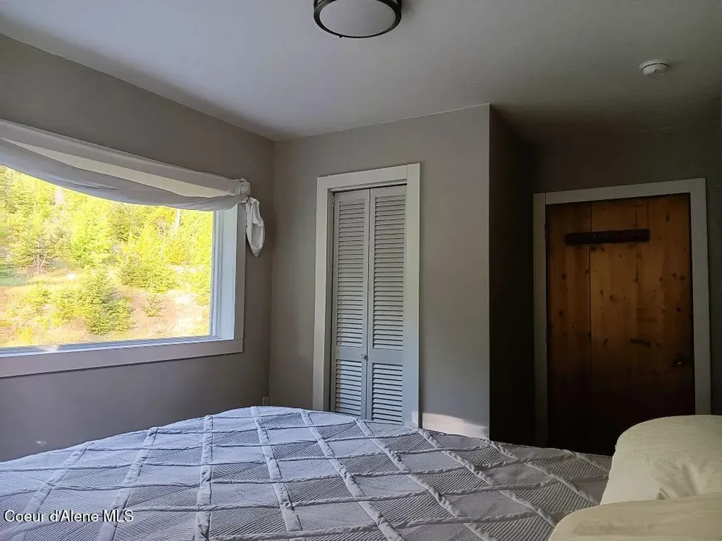 452 Toad Road Priest River ID 83856