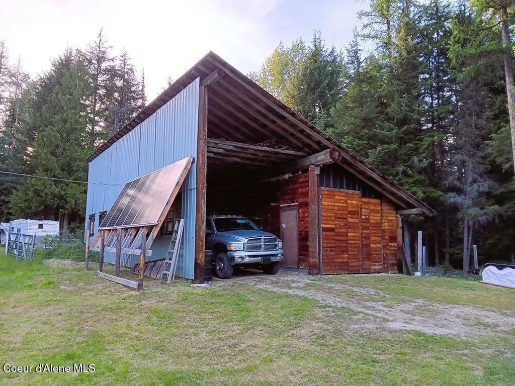 452 Toad Road Priest River ID 83856