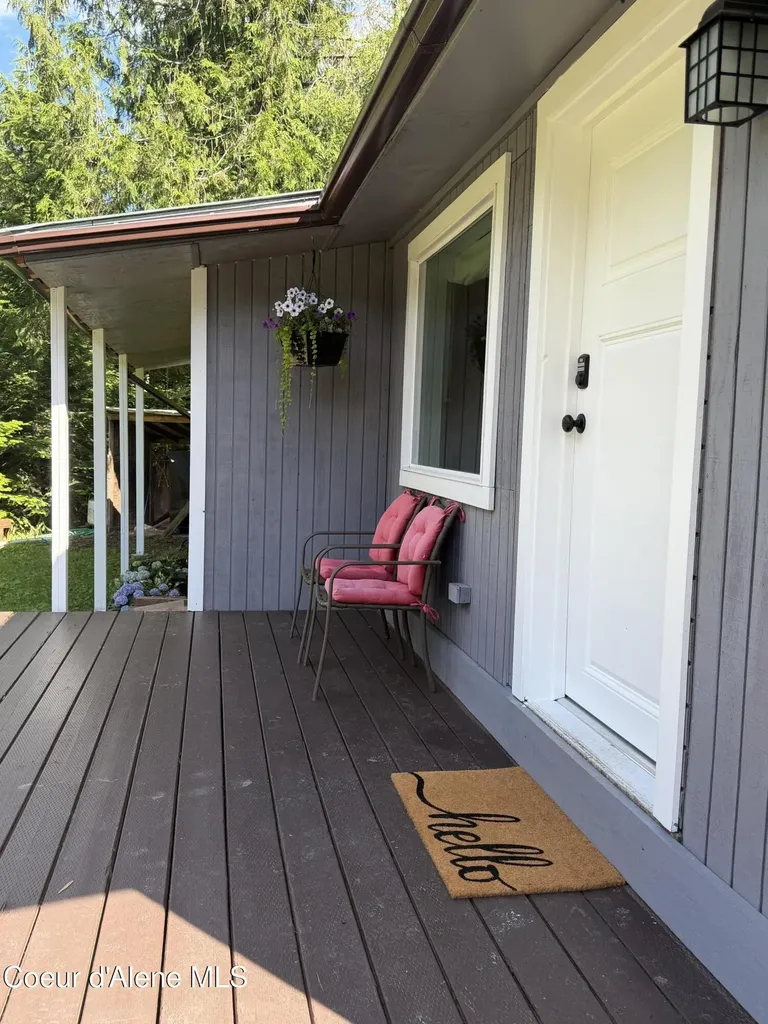 452 Toad Road Priest River ID 83856