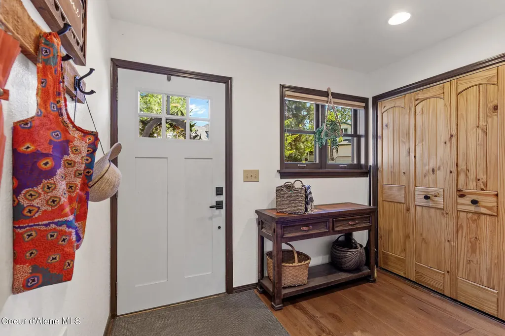 8795 N Clarkview Place Hayden ID 83835