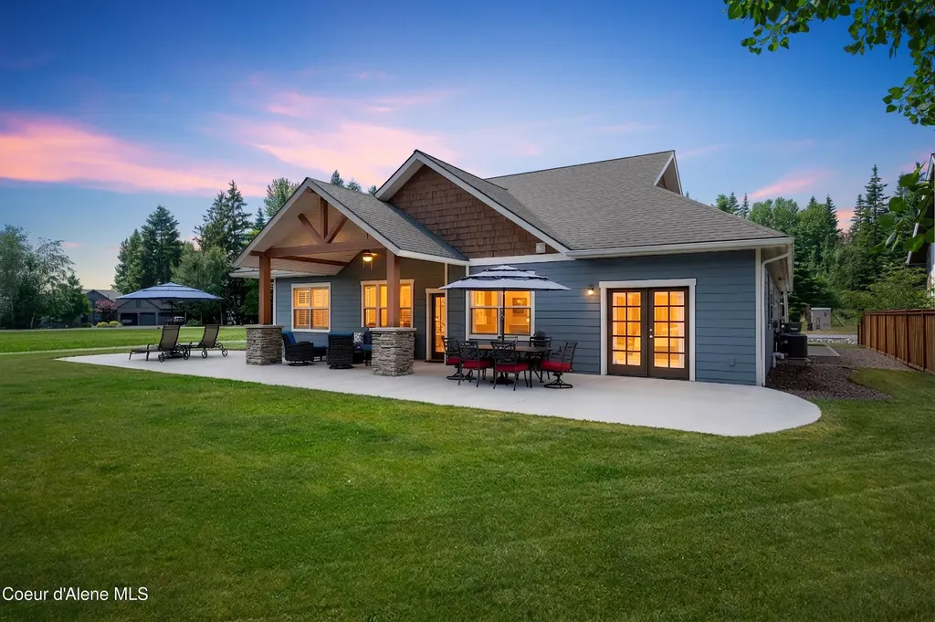 218 Crooked Ear Drive Sandpoint ID 83864