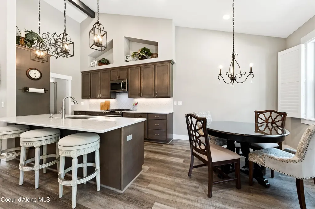 218 Crooked Ear Drive Sandpoint ID 83864