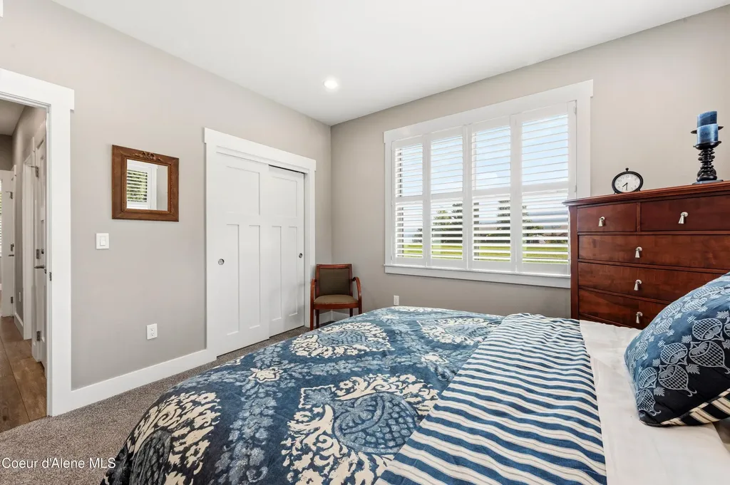 218 Crooked Ear Drive Sandpoint ID 83864