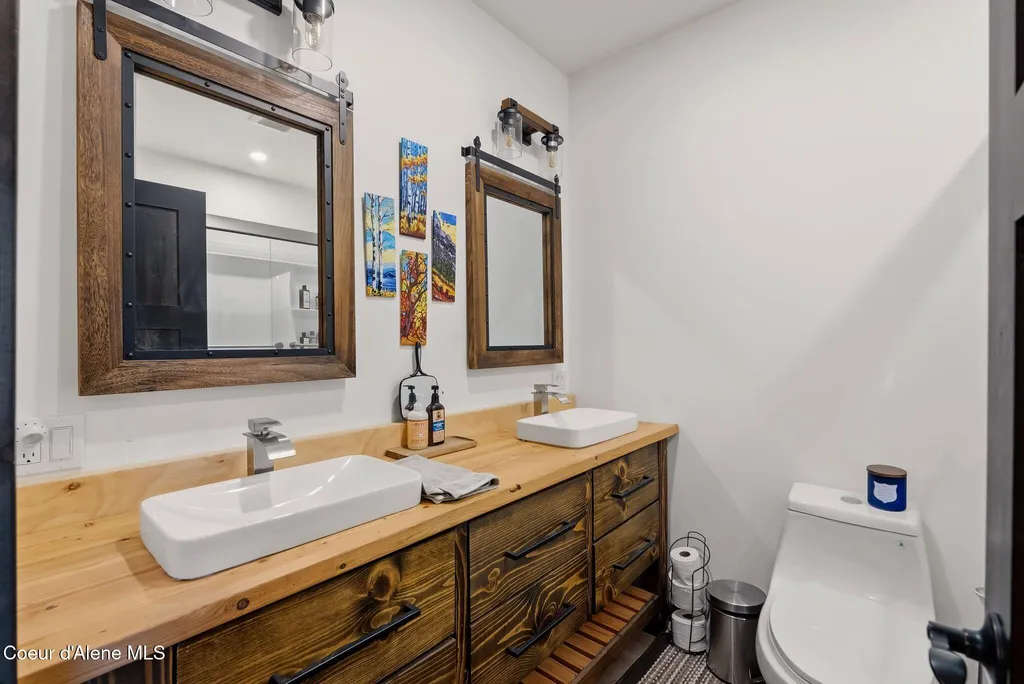 3566 Upper Gold Creek Road Sandpoint ID 83864