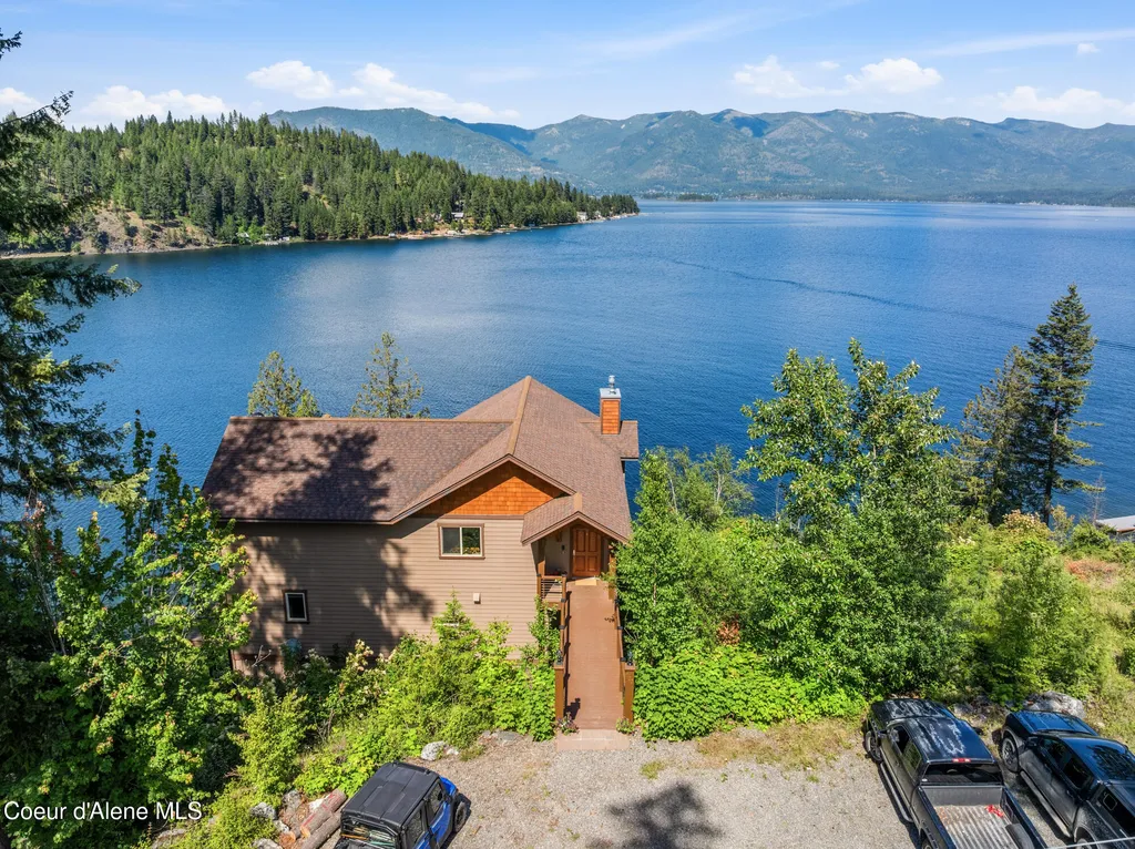 511 S Camp Bay Road Sagle ID 83860