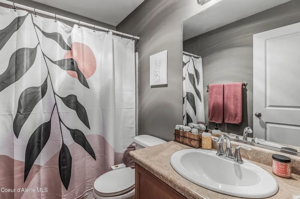 3324 E Garin Court Post Falls ID 83854