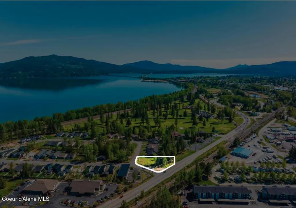 55 Carnelian Avenue Ponderay ID 83852