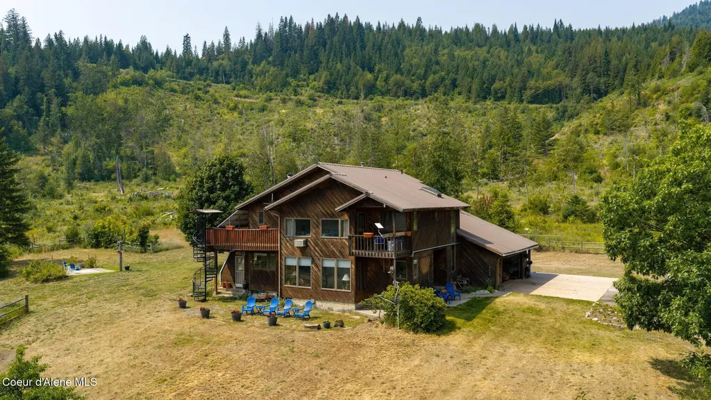 6734 W Sturgeon Road Rathdrum ID 83858