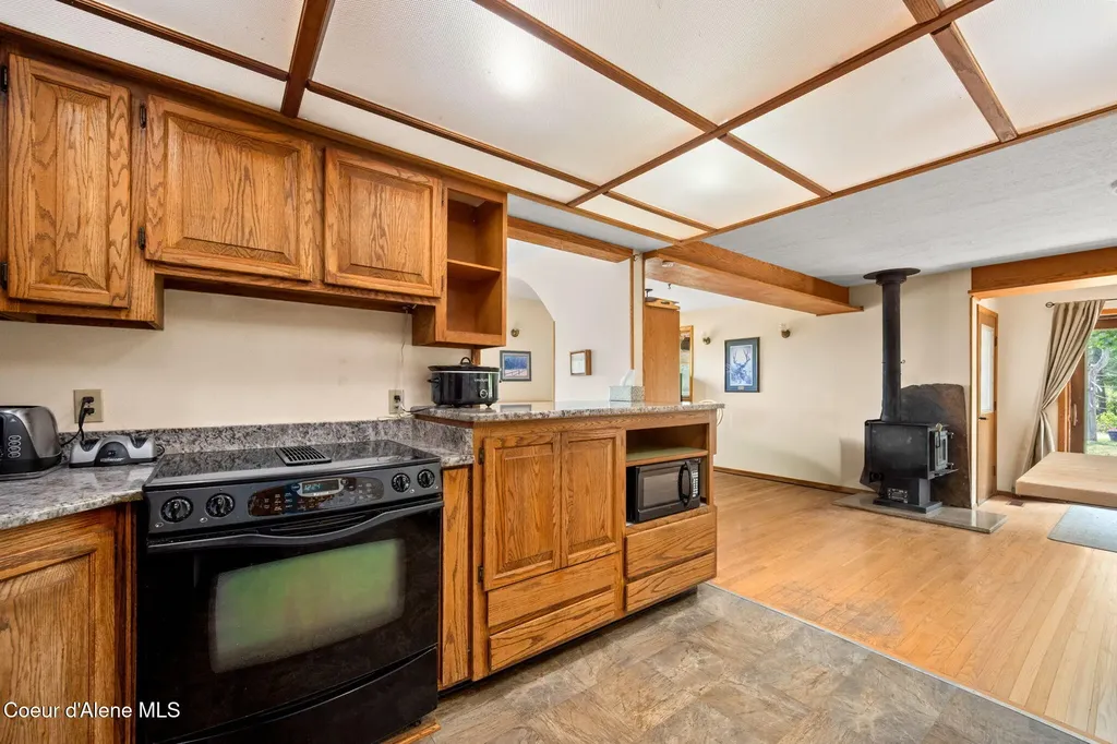 6734 W Sturgeon Road Rathdrum ID 83858