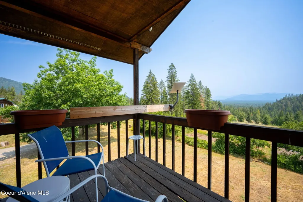 6734 W Sturgeon Road Rathdrum ID 83858