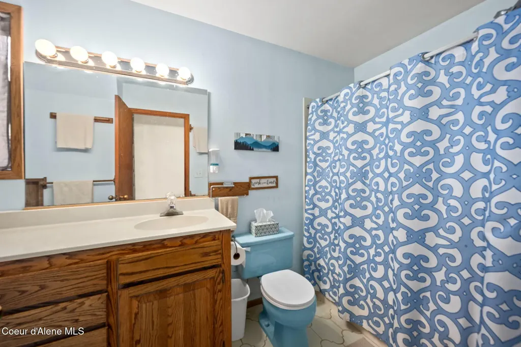 6734 W Sturgeon Road Rathdrum ID 83858