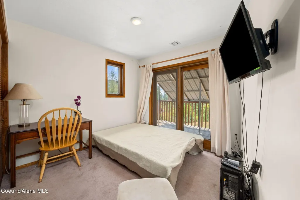 6734 W Sturgeon Road Rathdrum ID 83858