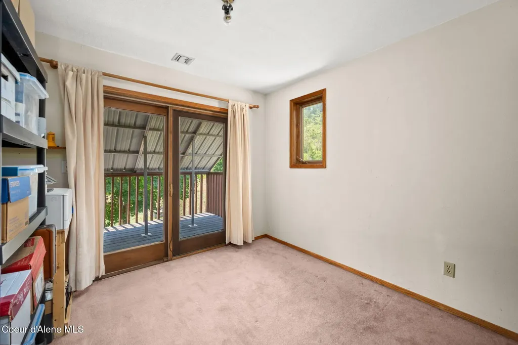 6734 W Sturgeon Road Rathdrum ID 83858