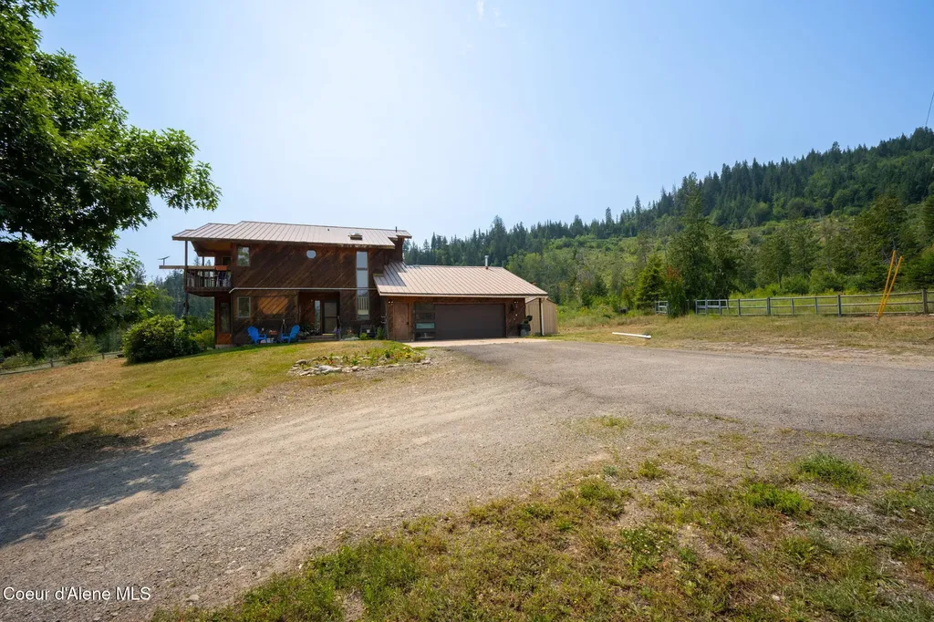 6734 W Sturgeon Road Rathdrum ID 83858