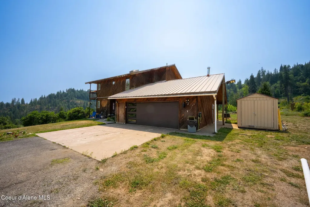 6734 W Sturgeon Road Rathdrum ID 83858