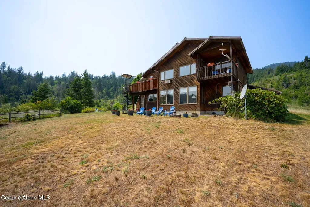 6734 W Sturgeon Road Rathdrum ID 83858