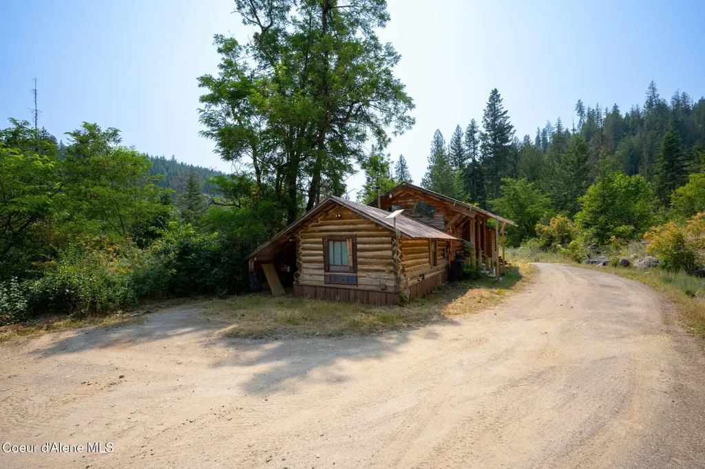 6734 W Sturgeon Road Rathdrum ID 83858