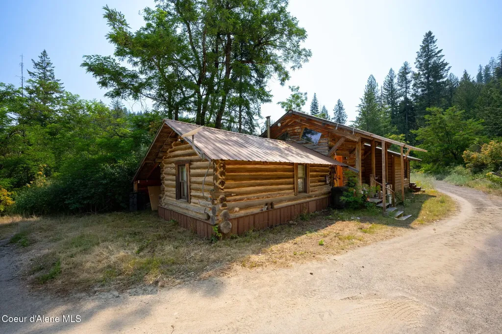 6734 W Sturgeon Road Rathdrum ID 83858