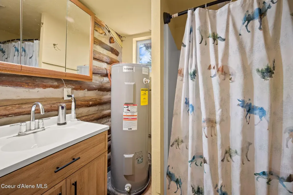 6734 W Sturgeon Road Rathdrum ID 83858