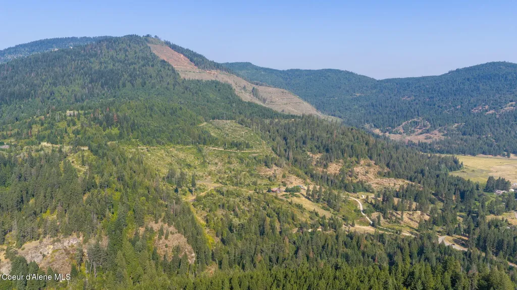 6734 W Sturgeon Road Rathdrum ID 83858
