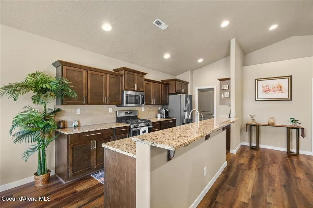 13465 N Telluride Loop Hayden ID 83835