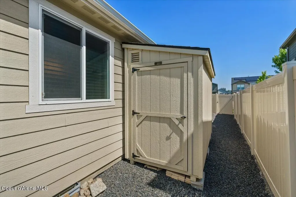 13465 N Telluride Loop Hayden ID 83835