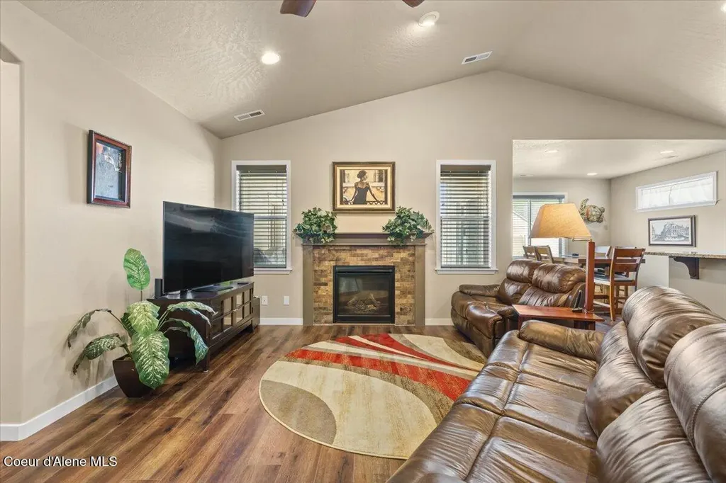 13465 N Telluride Loop Hayden ID 83835