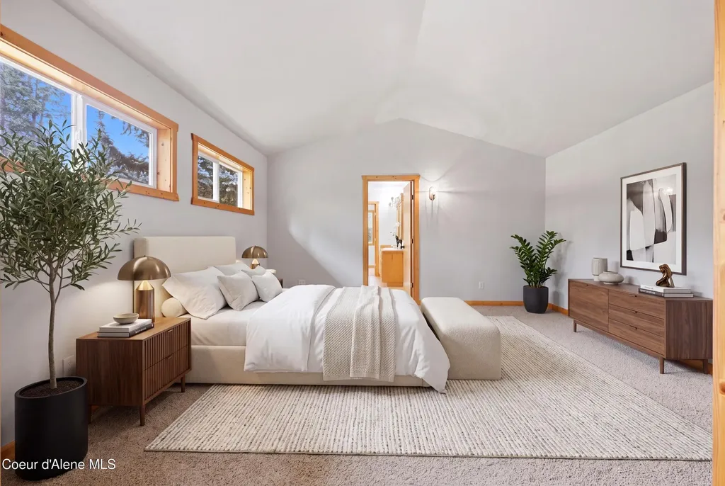 10392 N Morris Road Hayden ID 83835