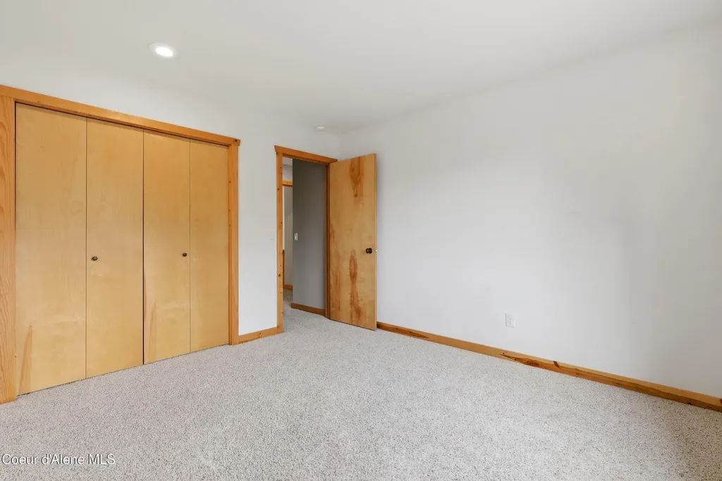 10392 N Morris Road Hayden ID 83835