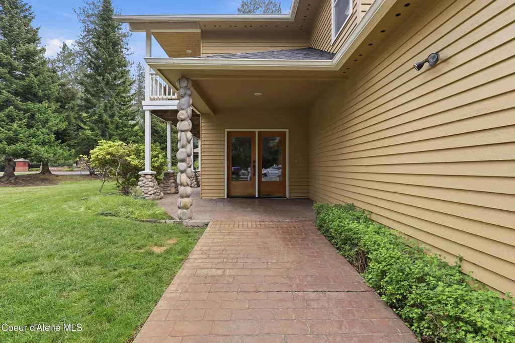 10392 N Morris Road Hayden ID 83835