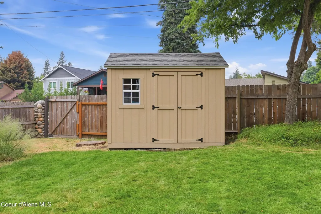 10392 N Morris Road Hayden ID 83835