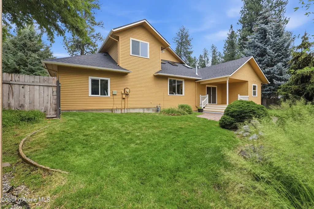10392 N Morris Road Hayden ID 83835
