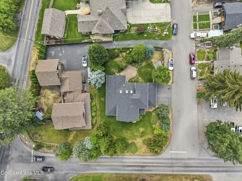 10392 N Morris Road Hayden ID 83835
