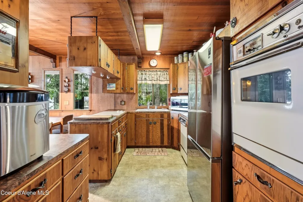 1300 W Glory Road Worley ID 83876