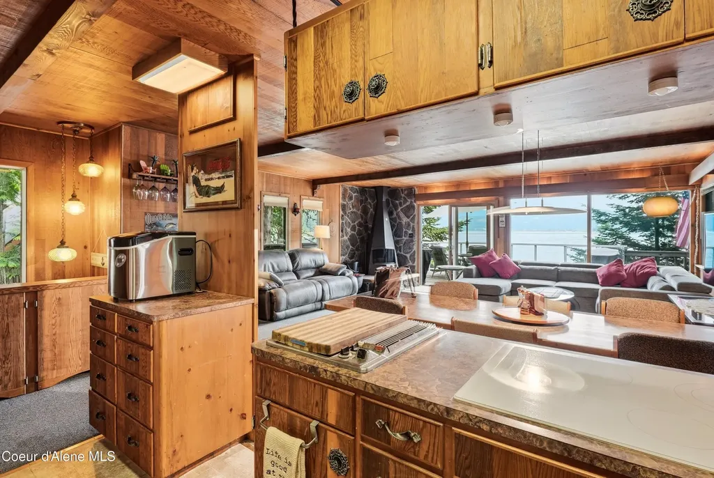 1300 W Glory Road Worley ID 83876