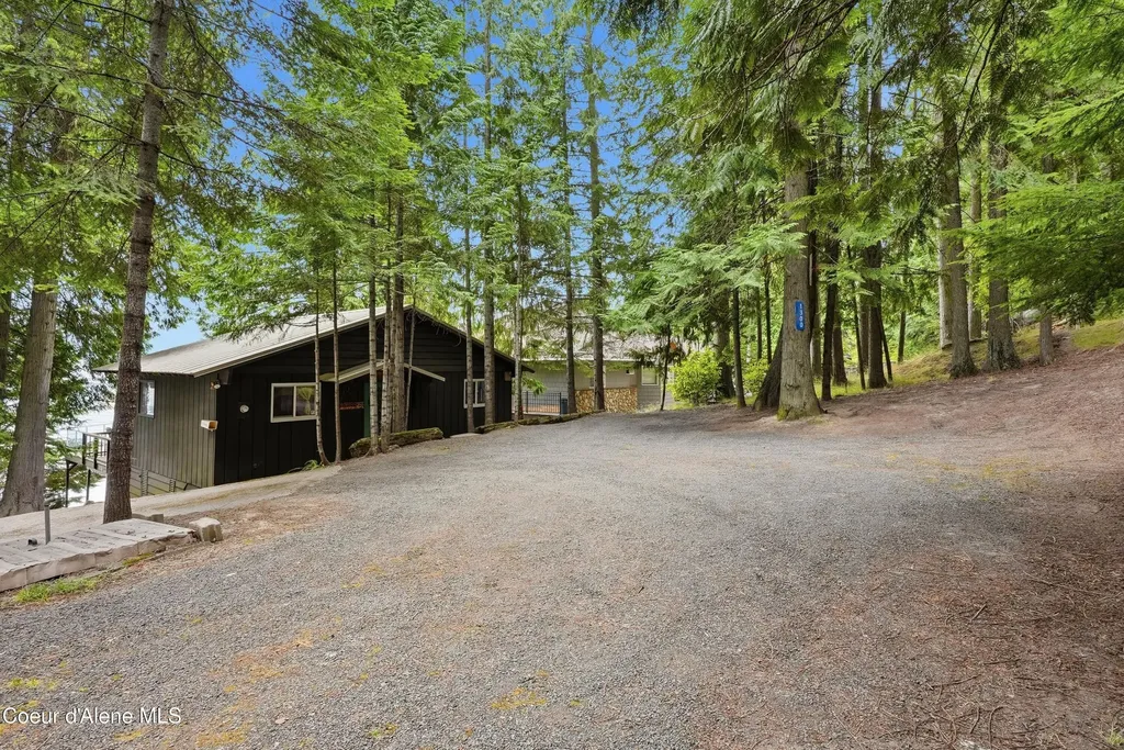 1300 W Glory Road Worley ID 83876